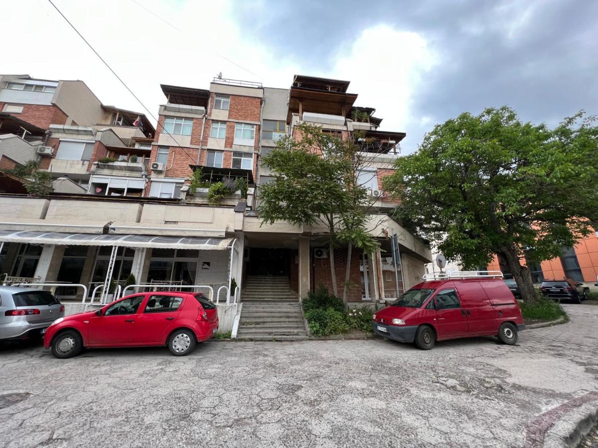 Midtown Apartment Kŭrdzhali المظهر الخارجي الصورة